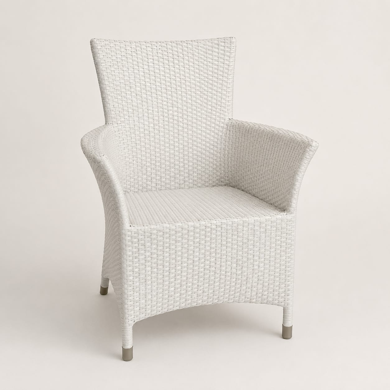 Ashanti Chair (With Arms)