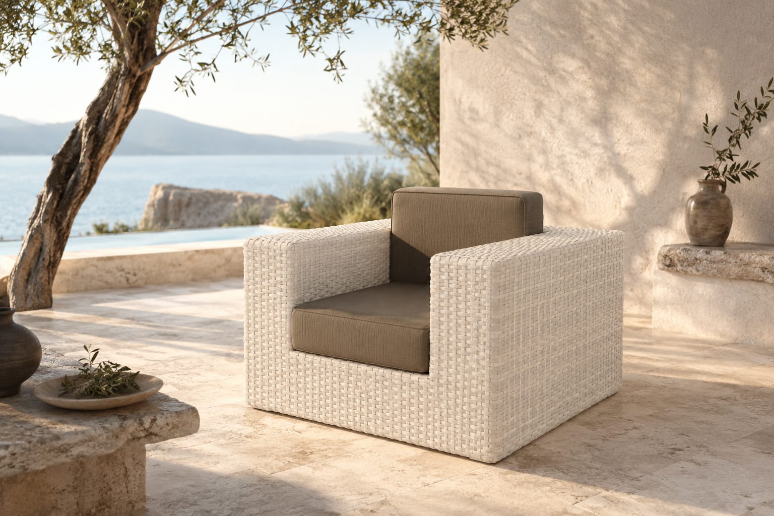 Bellavista Armchair, view 2