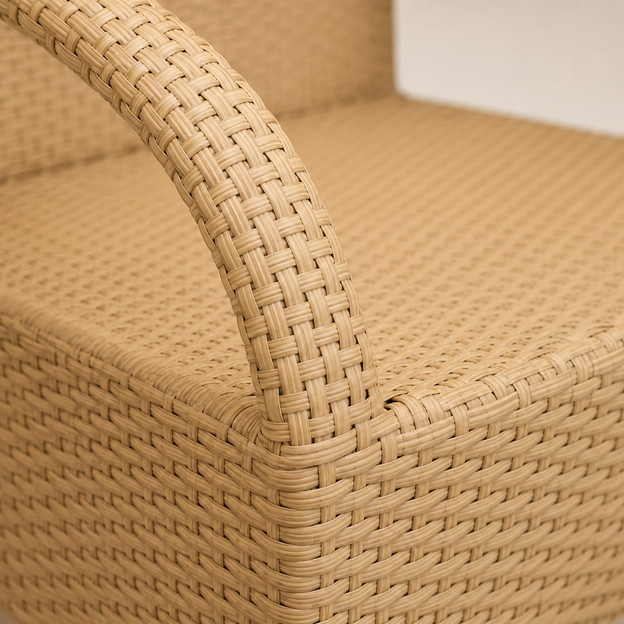Kikambala Armchair, view 4