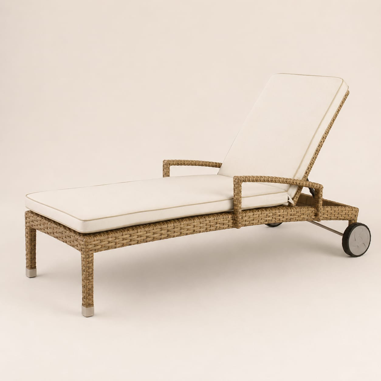 Kikambala Pool Lounger