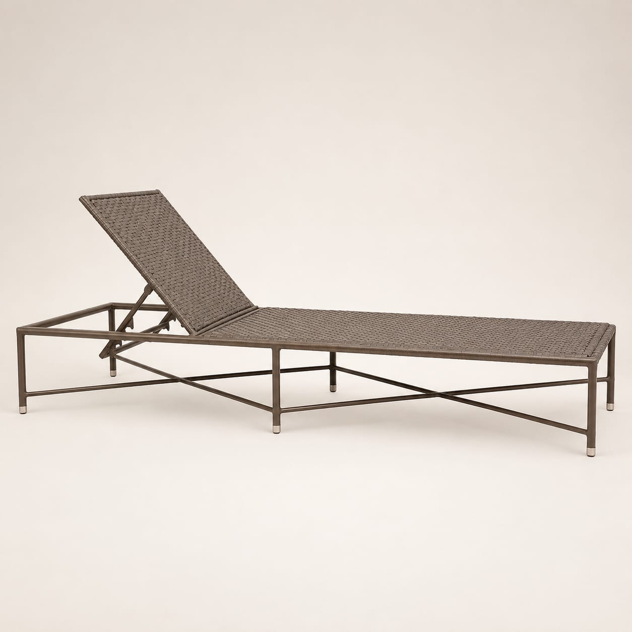 Tambuti Pool Lounger